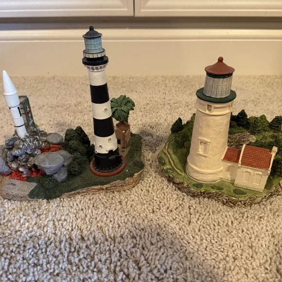 Harbour Lights Lighthouse Bundle of 14